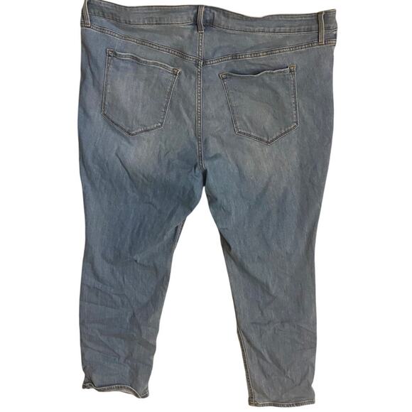 Old Navy Plus Size 24 High-Rise Straight Leg Jeans - Picture 4 of 4